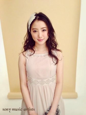 高田里穂