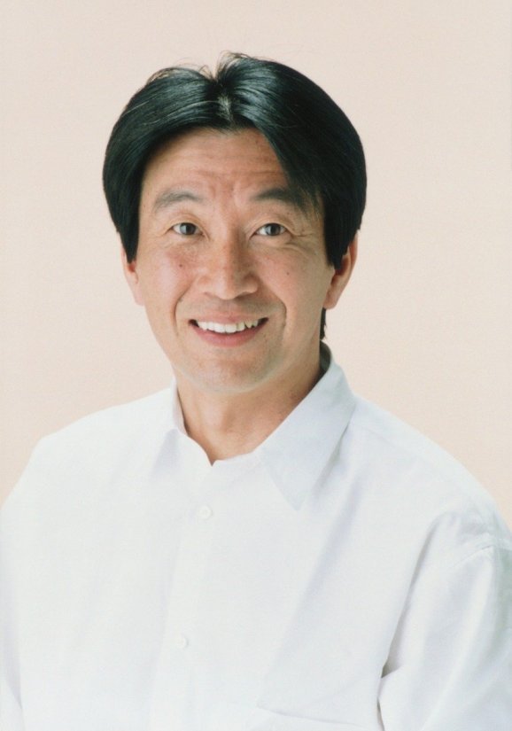 佐戸井けん太