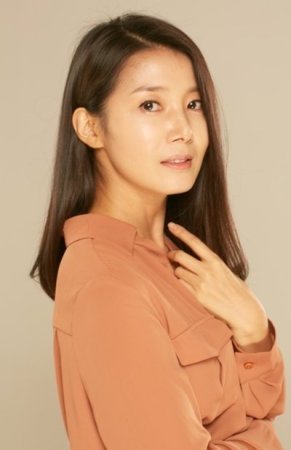 Юн Джи Сук / Yoon Ji Sook