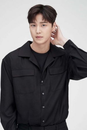 Ли Тэ Хван / Lee Tae Hwan