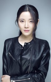Хэ Цзя Ин / He Jia Ying