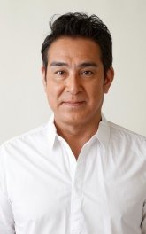 Укадзи Такаси / Ukaji Takashi