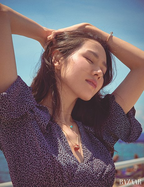 Сон Йе Джин  для Harper's Bazaar July 2018