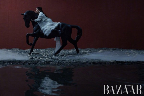 Лю И Фэй на страницах Harper's Bazaar