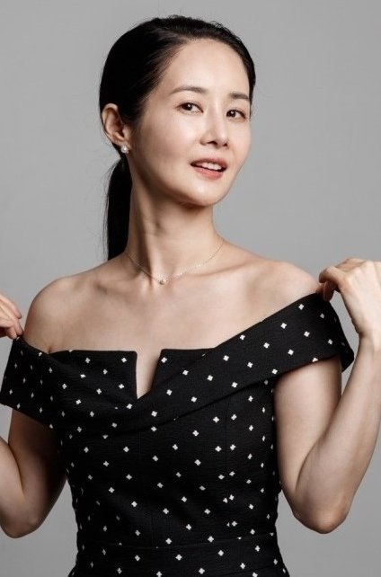 Кими ся. Кими ся. Кими вонг. Кими ся. Nu sheng.